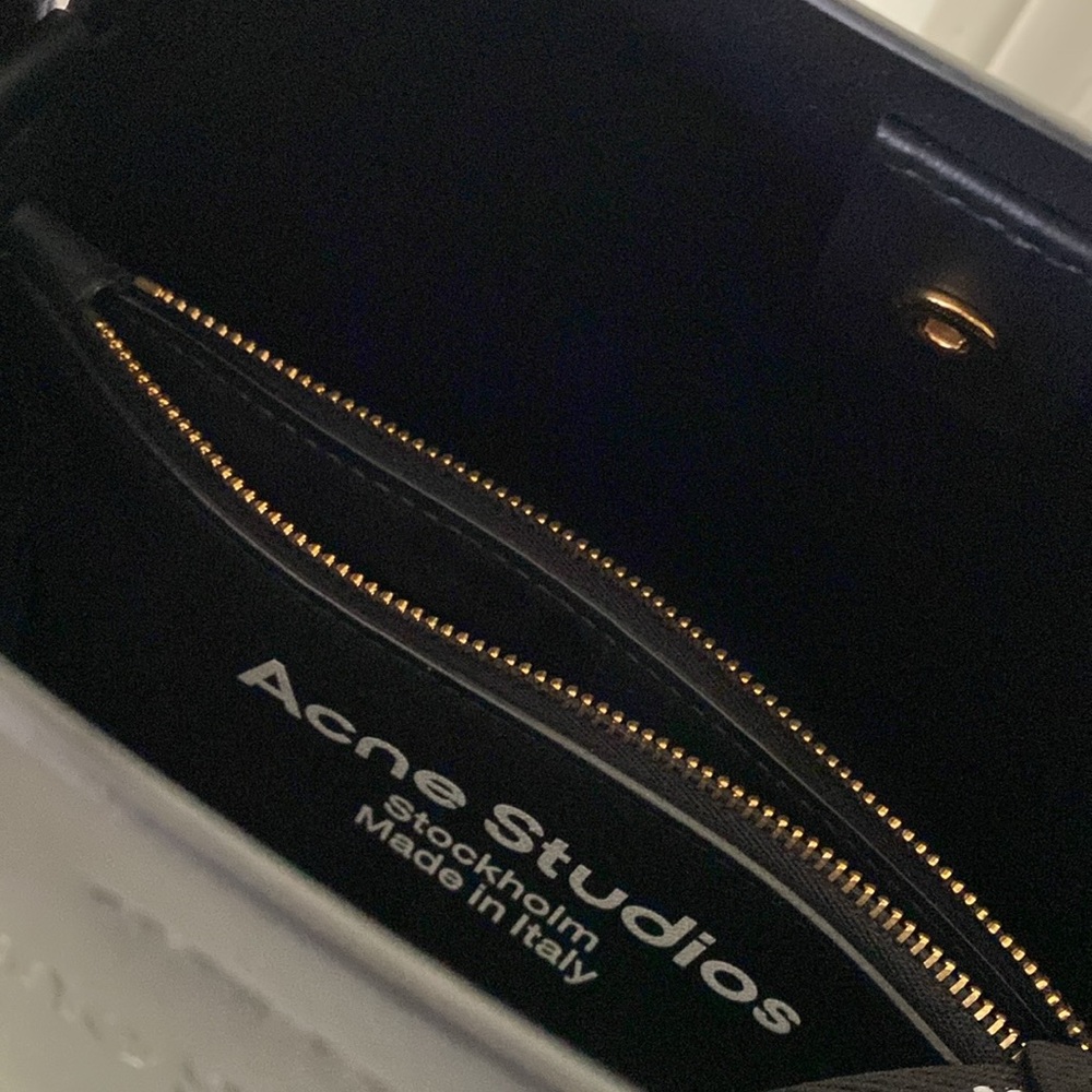 ACNE STUDIOS Musubi Mini leather shoulder bag - Picture 10 of 15